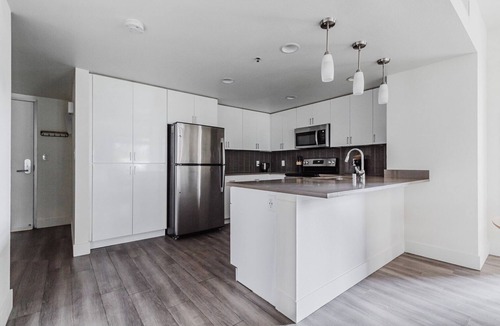 Mountain View Apartment | Blueground | Mountain View, pool & w/d, near tech