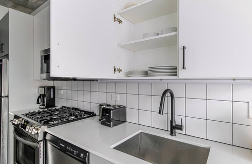 Near North Side Apartment | Blueground | Near North Side, rooftop, nr Riverwalk