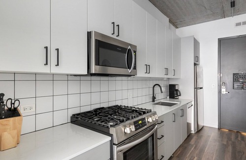 Near North Side Apartment | Blueground | Near North Side, rooftop, nr Riverwalk
