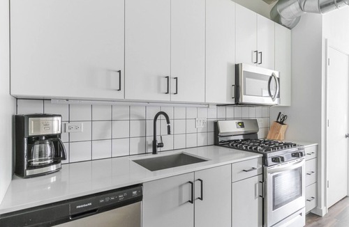 Near North Side Apartment | Blueground | Near North Side, rooftop, nr Riverwalk