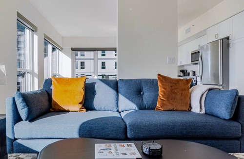 Northwest Bellevue Apartment | Blueground | Northwest Bellevue, rooftop, nr Bellevue Park