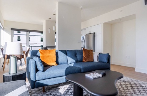 Northwest Bellevue Apartment | Blueground | Northwest Bellevue, rooftop, nr Bellevue Park