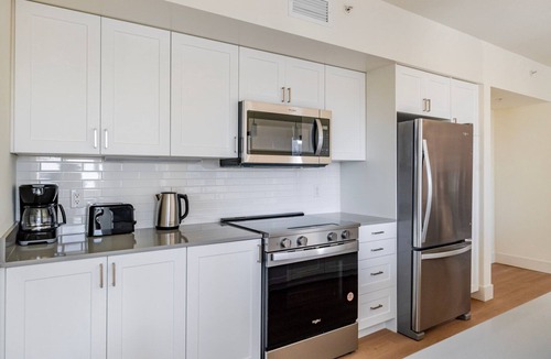 Northwest Bellevue Apartment | Blueground | Northwest Bellevue, rooftop, nr Bellevue Park