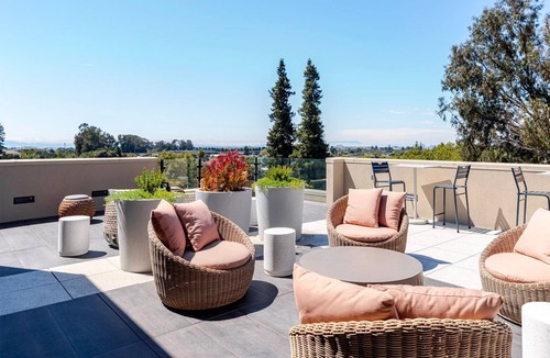 Old San Leandro Apartment | Blueground | Old San Leandro, BBQ, nr Lake Chabot