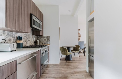 Menlo Park Apartment | Blueground | Palo Alto, AC, w/d, nr Stanford