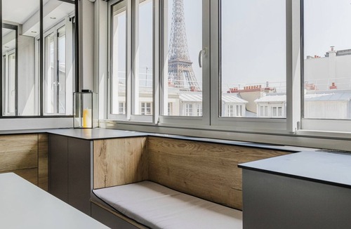 Passy Apartment | Blueground | Passy, move-in-ready + furniture