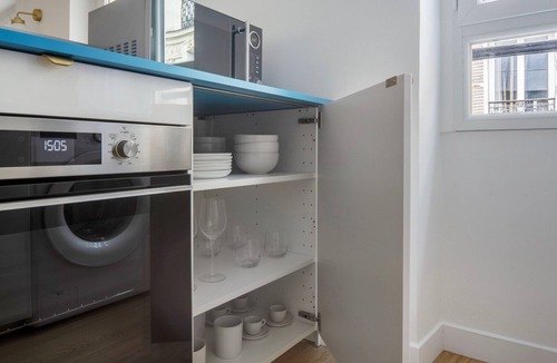Passy Apartment | Blueground | Passy, walk to park & foodie area