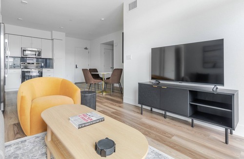 Pleasant Hill Apartment | Blueground | Pleasant Hill, pool, nr Mount Diablo