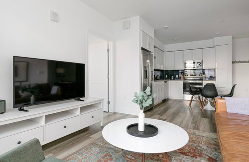 Pleasant Hill Apartment | Blueground | Pleasant Hill, pool, nr Mount Diablo