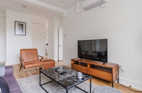 Agassiz Apartment | Blueground | Porter Square 1bd apartment