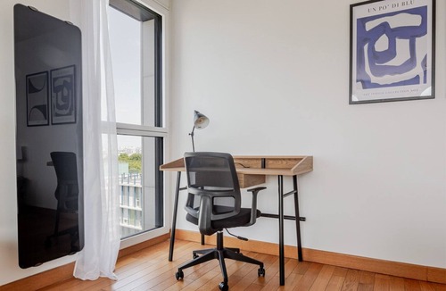 Gare Apartment | Blueground | Quartier de la Gare, balcony, nr Parc de Bercy