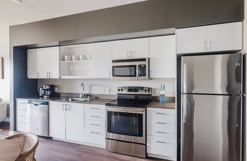 Overlake Apartment | Blueground | Redmond, bbq & w/d, nr park