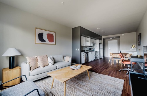 Overlake Apartment | Blueground | Redmond, bbq & w/d, nr park