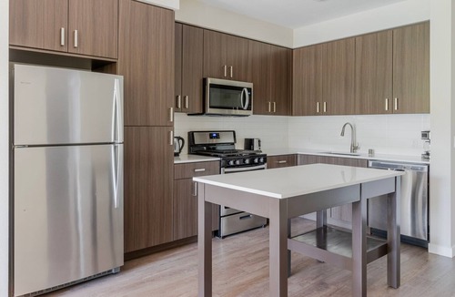 Santa Clara Apartment | Blueground | Santa Clara, pool, nr Central Park