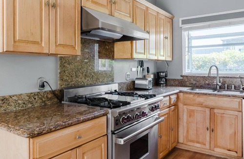 East San Mateo Apartment | Blueground | Shoreview, view, nr Shoreline Park