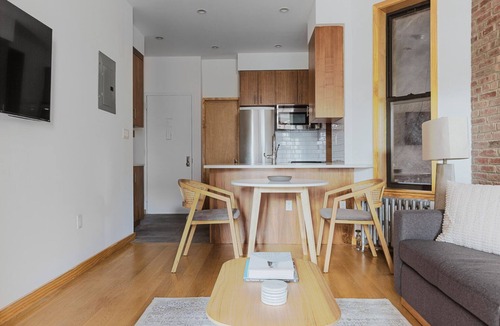 SoHo Apartment | Blueground | SoHo 1bd apartment