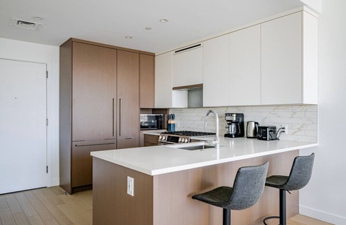Shawmut Apartment | Blueground | South End, pool, nr Boston Common