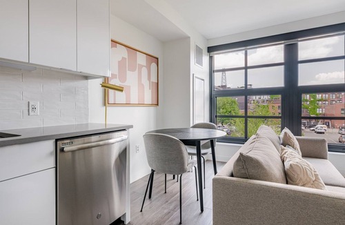 South of Washington Apartment | Blueground | South of Washington, view, nr Boston Common