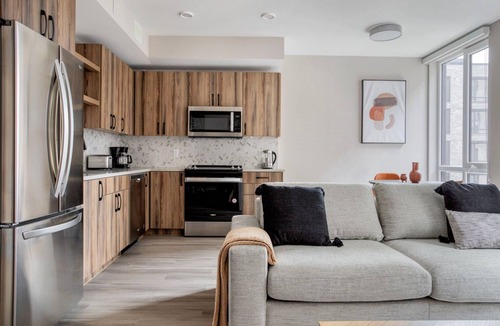 North Capitol Street Apartment | Blueground | Sursum Corda, rooftop, nr National Mall
