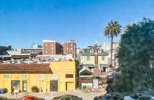 Berkeley Apartment | Blueground | Telegraph, rooftop, nr UC Berkeley