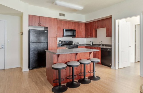 Union City Apartment | Blueground | Union City, pool, nr Union Square