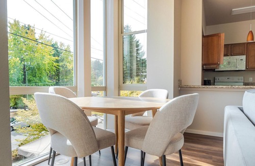 University District Apartment | Blueground | University District, view, nr University Bridge