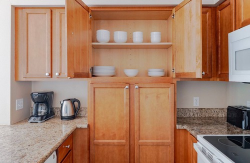 University District Apartment | Blueground | University District, view, nr University Bridge