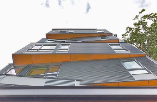 University District Apartment | Blueground | University Heights, rooftop, nr UW