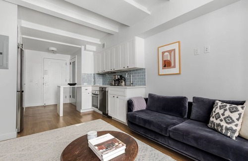 Lincoln Square Apartment | Blueground | Upper West Side, gym, nr Central Park