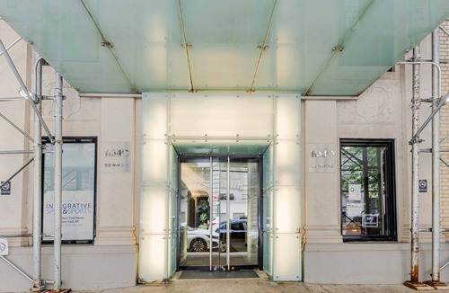 Lincoln Square Apartment | Blueground | Upper West Side, gym, nr Central Park