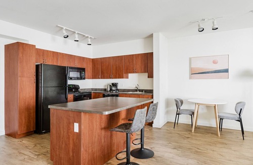 West Bellevue Apartment | Blueground | West Bellevue, rooftop, nr Bellevue Park
