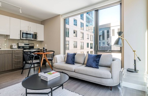 West End Apartment | Blueground | West End, rooftop, nr Boston Common