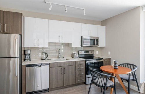West End Apartment | Blueground | West End, rooftop, nr Boston Common