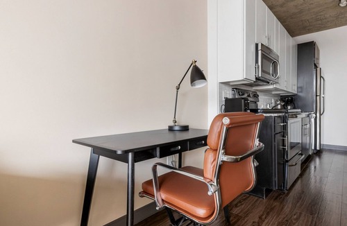 West Loop Gate Apartment | Blueground | West Loop Gate, pool, nr Union Station