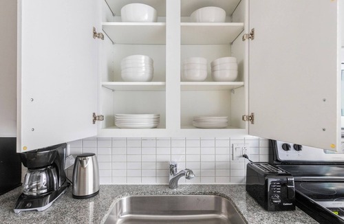 West Loop Gate Apartment | Blueground | West Loop Gate, pool, nr Union Station