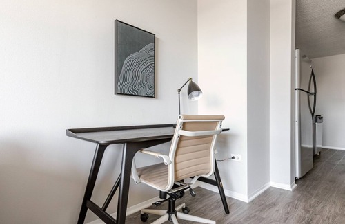 West Loop Gate Apartment | Blueground | West Loop, gym & bbq, nr Willis Tower