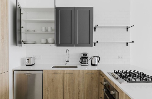 West Loop Apartment | Blueground | West Loop, pool & AC, nr Willis