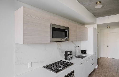 West Loop Gate Apartment | Blueground | West Loop, pool & gym, nr Willis