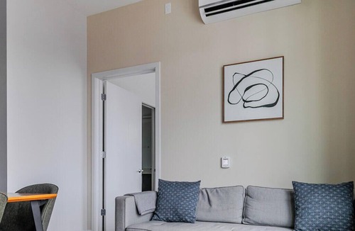 West Town Apartment | Blueground | West Town, balcony, nr Chicago River