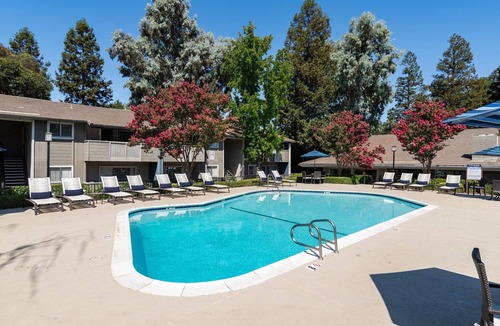 West San Jose Apartment | Blueground | West Valley, pool, nr park