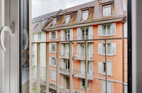 Sihlfeld Apartment | Blueground | Wiedikon, AC & w/d, nr museums