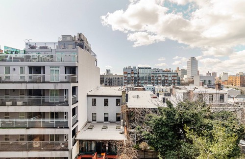 Williamsburg Apartment | Blueground | Williamsburg, AC, w/d, nr parks