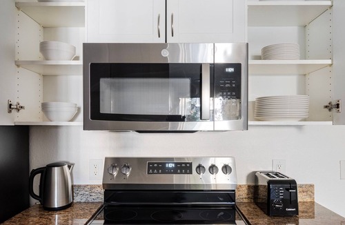 Santa Clara Apartment | Blueground | Winchester, pool, nr Central Park