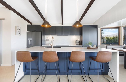 Merrijig Apartment | Bluegum - Merrijig - Sleeps 10