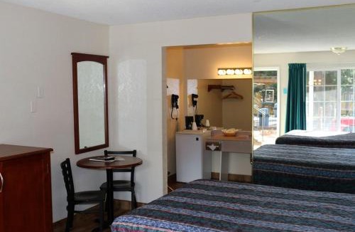 Lakeside Park Hotel | Bluelake Inn @ Heavenly Village