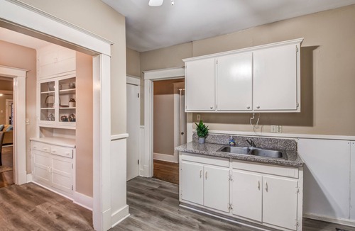 Evergreen House | Bluemoon Bungalow 2 Units