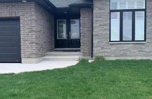 Plympton-Wyoming House | Bluepoint Holiday Home