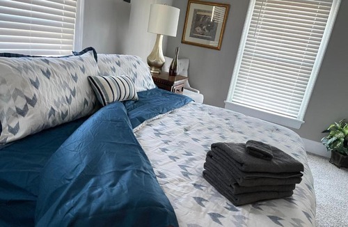 Hamilton House | Blues House