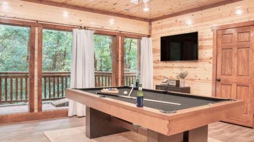 Sevierville House | Bluestem Bluebell by AvantStay