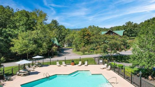 Sevierville House | Bluestem Bluebell by AvantStay